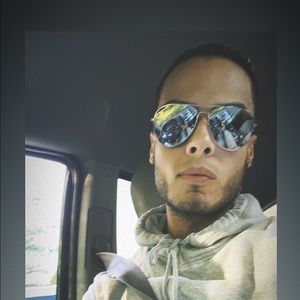 Meet your Posher, Andrew